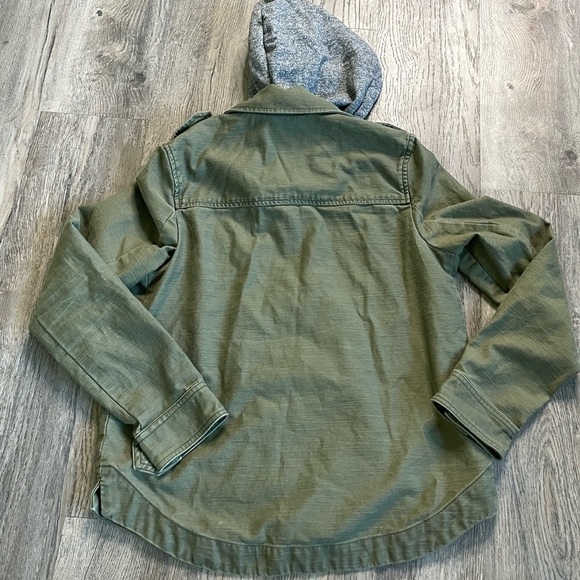 American Eagle Outfitters Women’s Button Down Olive Green Hooded Jacket, size XS - Picture 10 of 11